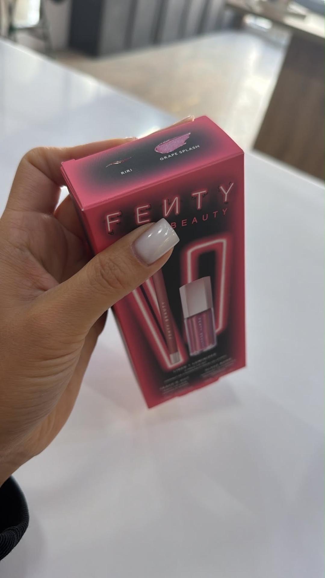 Fenty Beauty Набор для губ - карандаш+блеск от Fenty Beauty — фото 2