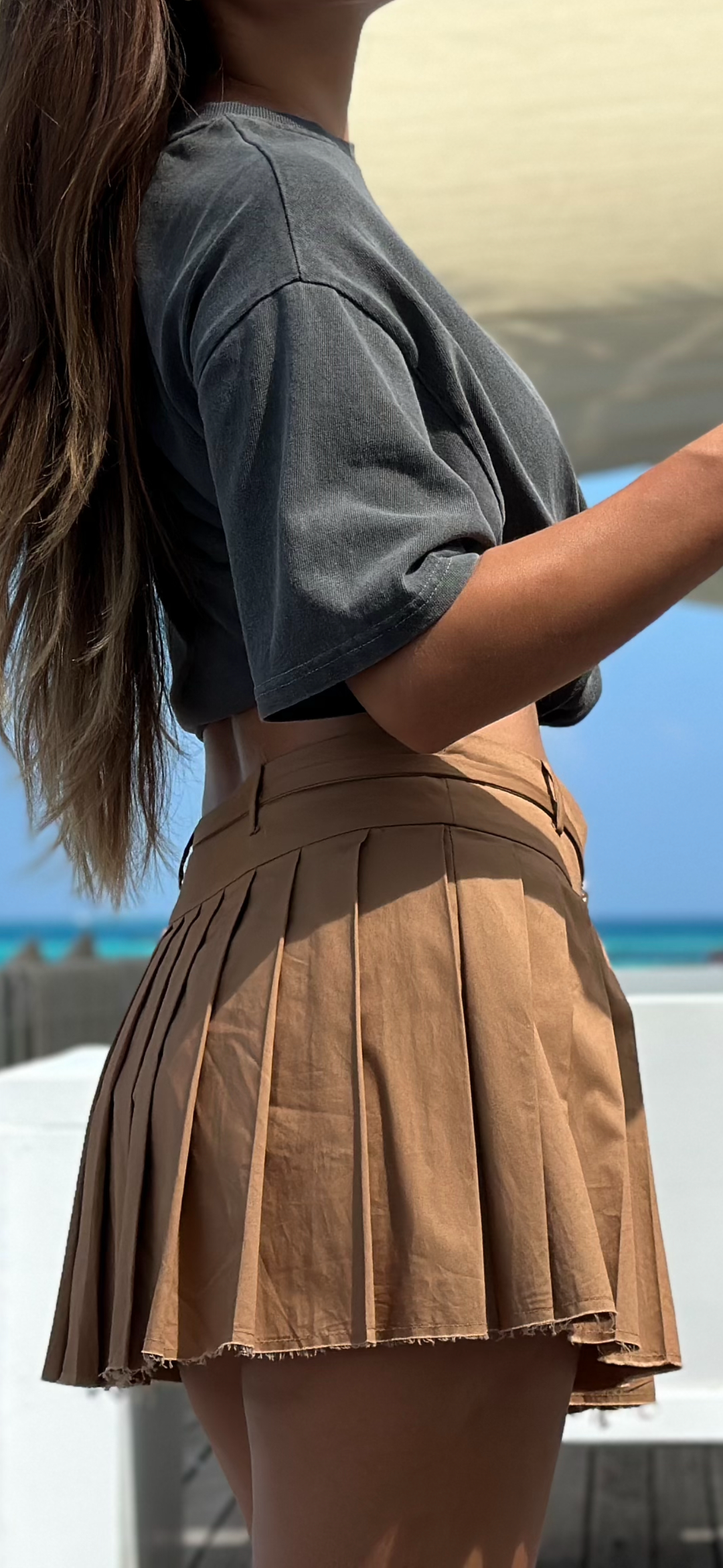 Zara Мини юбка Zara + джинсовый белый топ Zara на фото  — фото 2