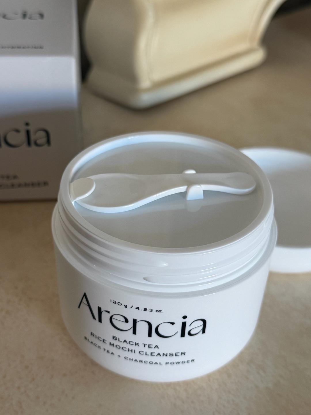 arencia Black Tea Rice Mochi Cleanser — фото 2