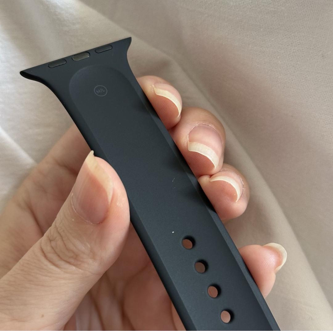 Apple Спортивный чёрный ремешок для Apple Watch — фото 2