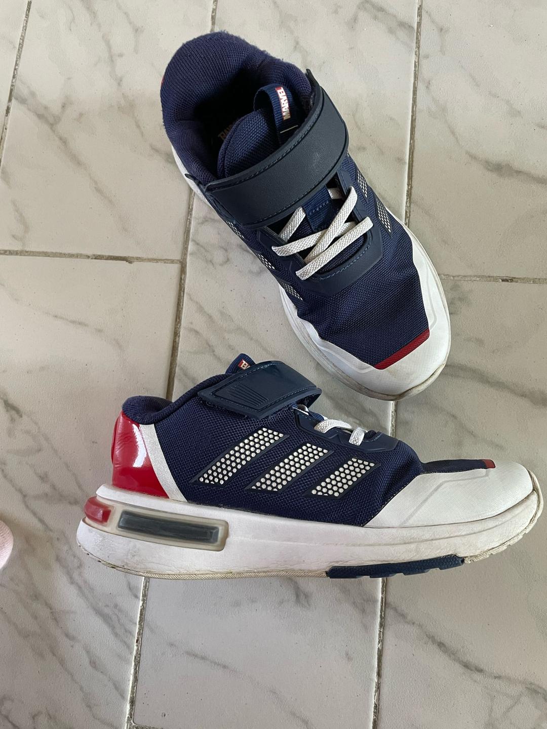 Adidas Кроссовки adidas Marvel — фото 2