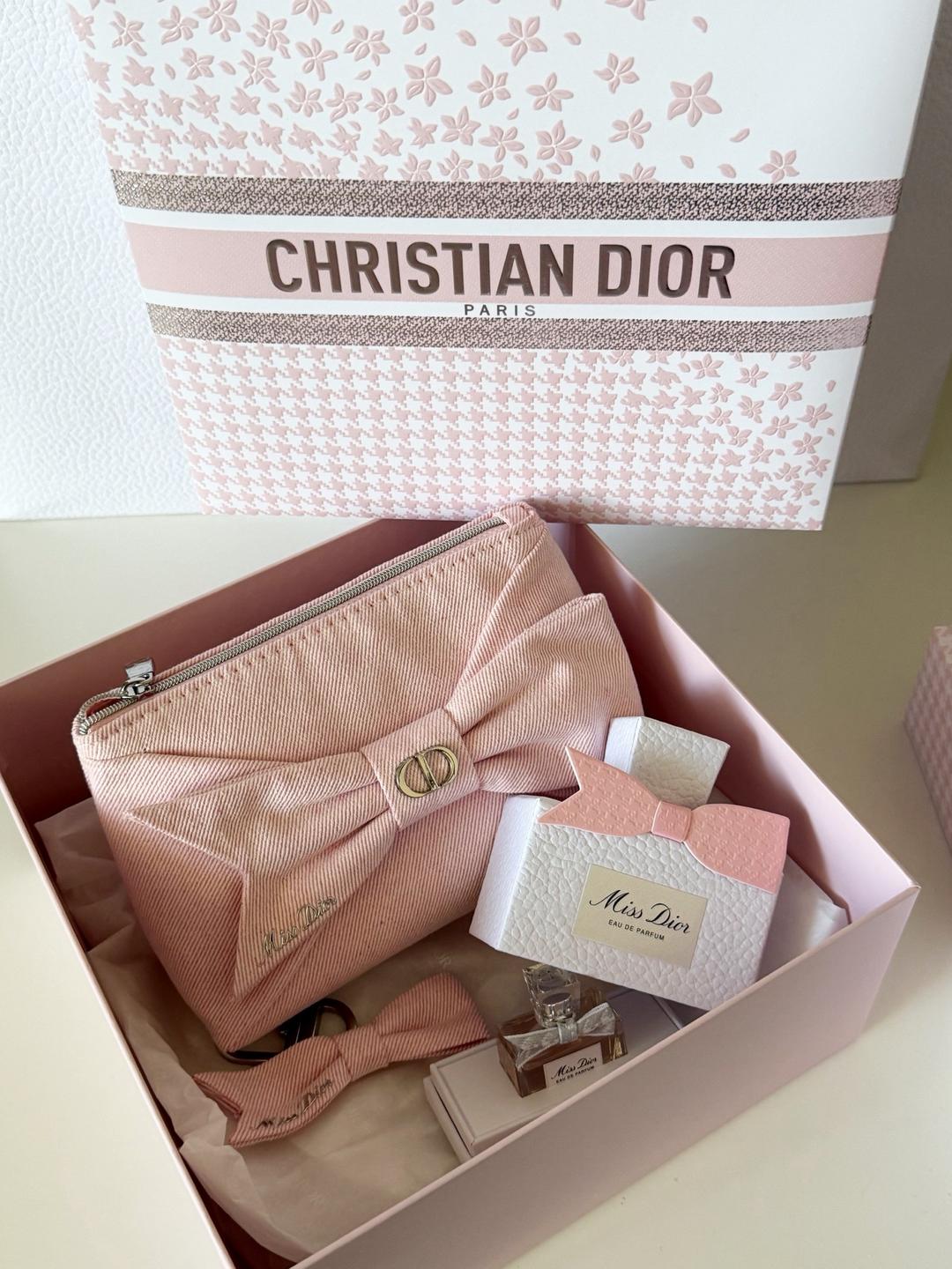 Dior Набор косметичка Dior — фото 2
