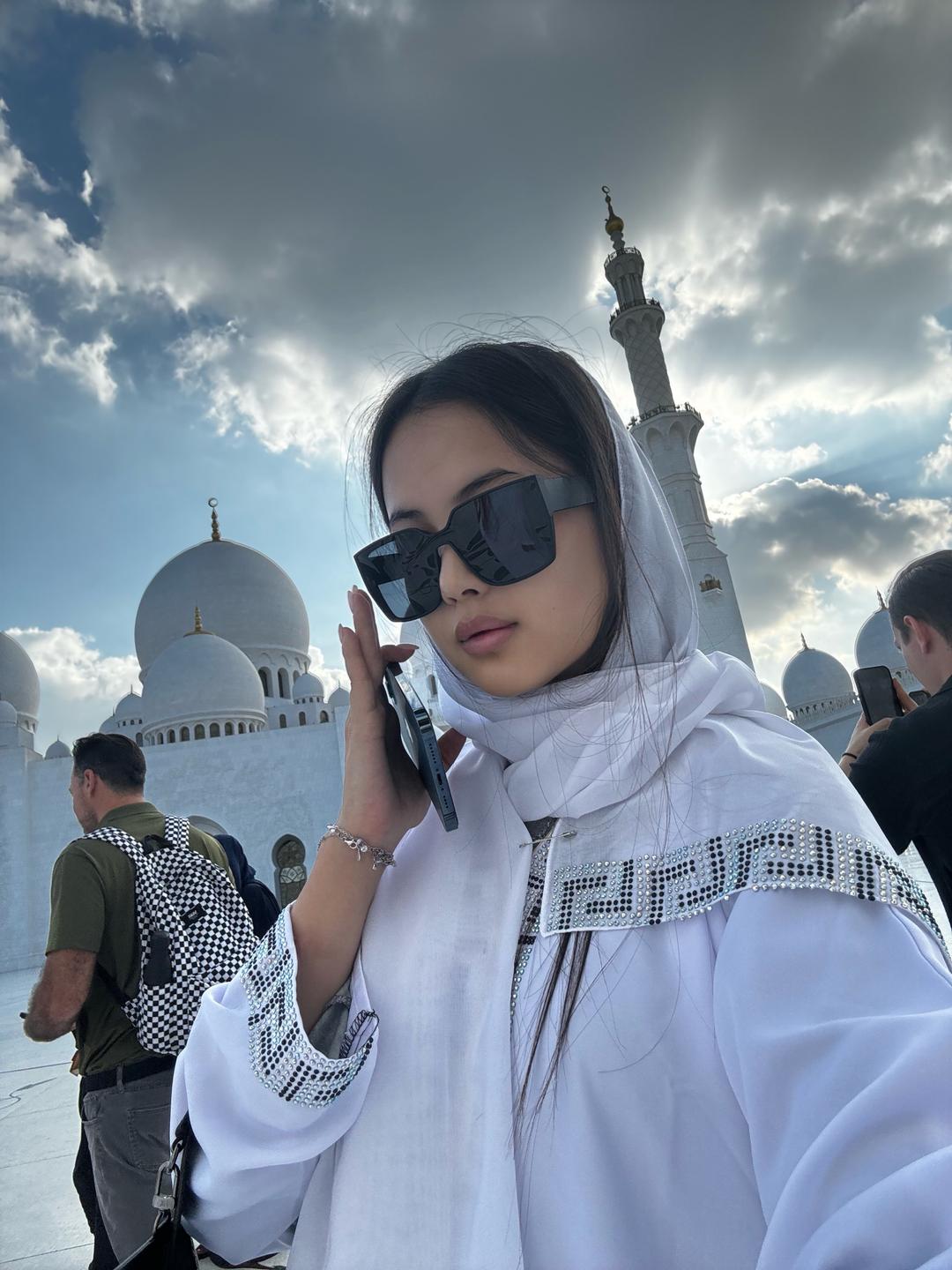 Нет бренда Абайя — фото 2