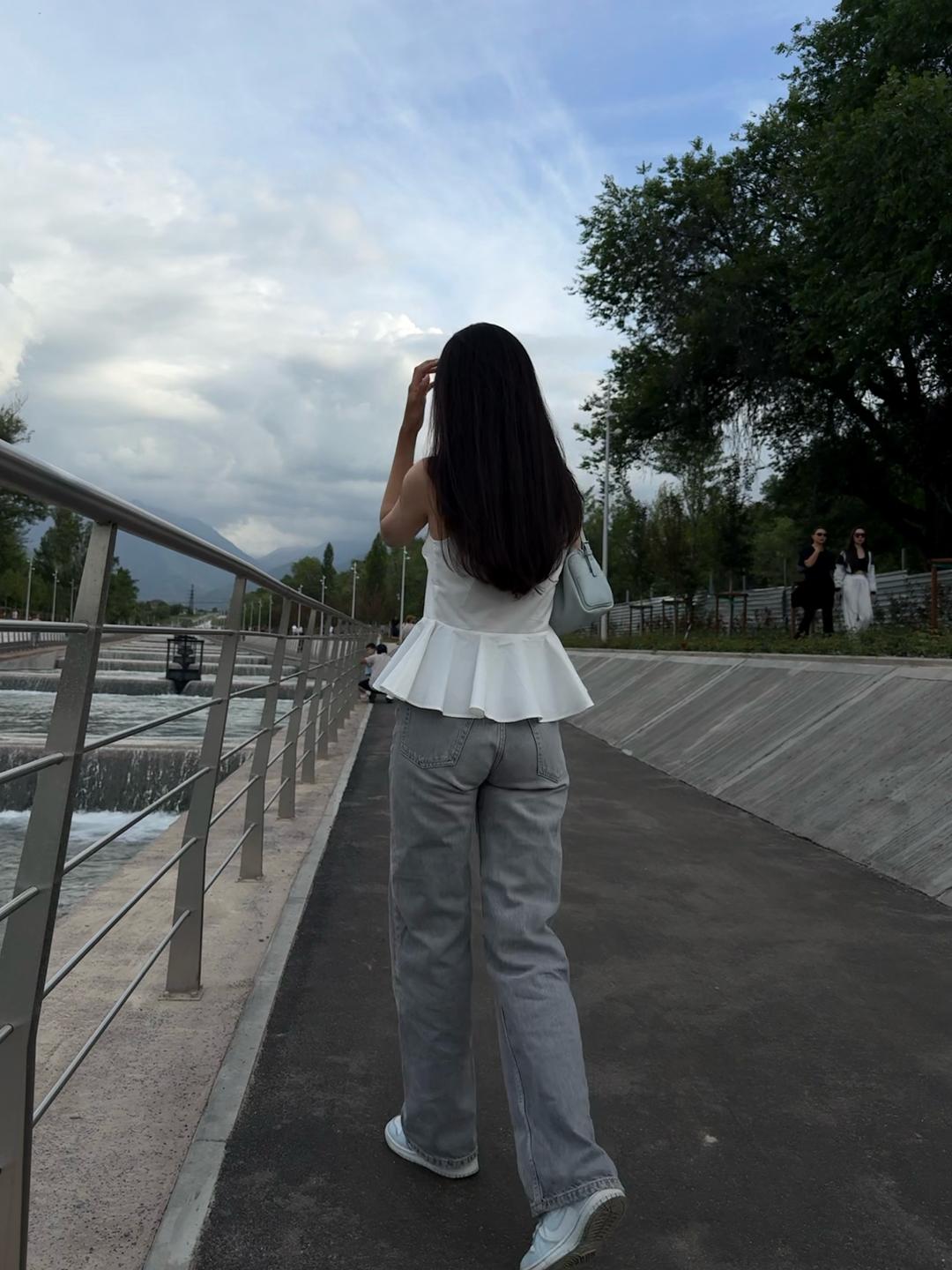 Zara Белый топ с баской Zara — фото 2