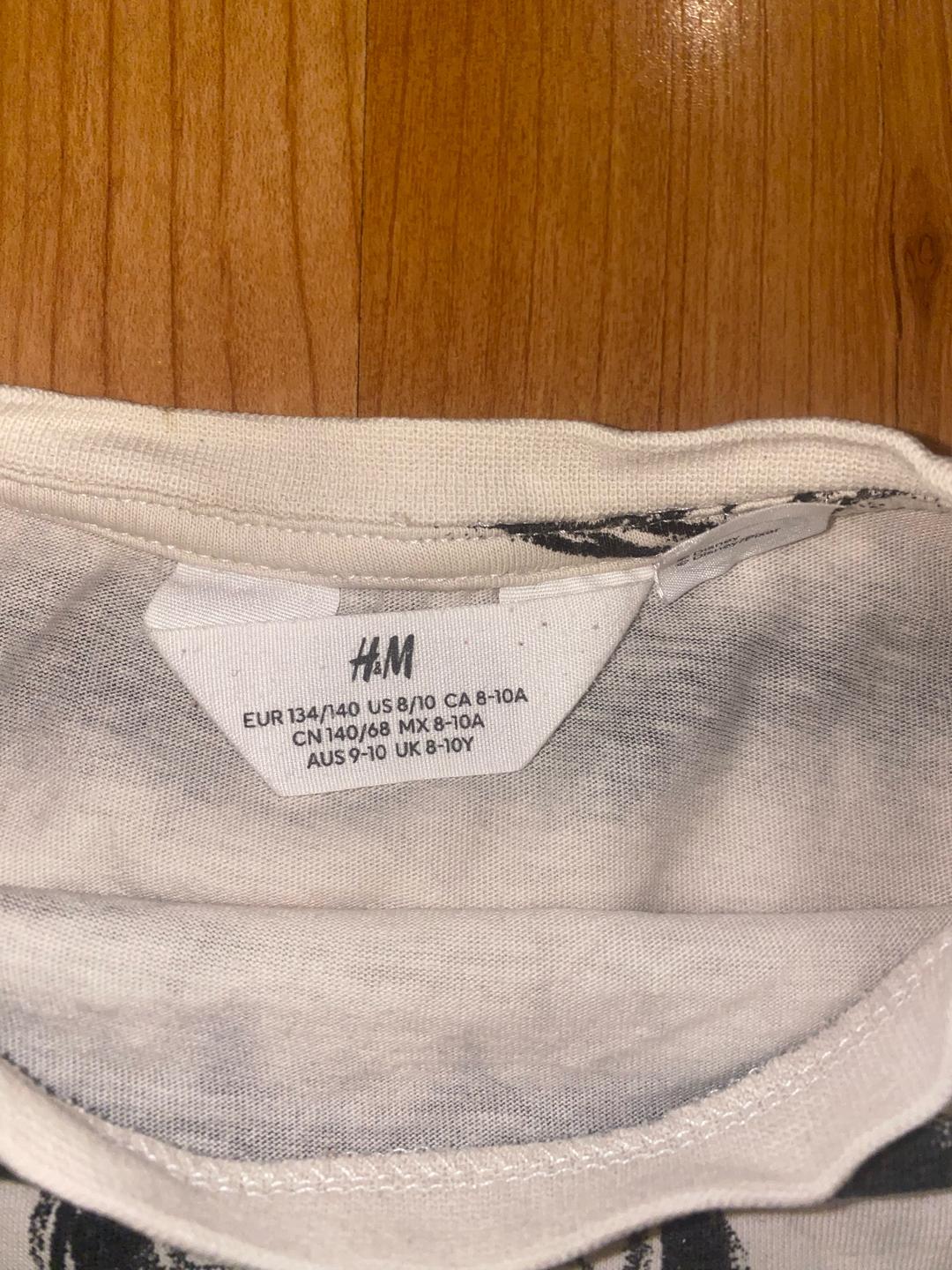 H&M Футболка H&M с принтом Микки Мауса — фото 2