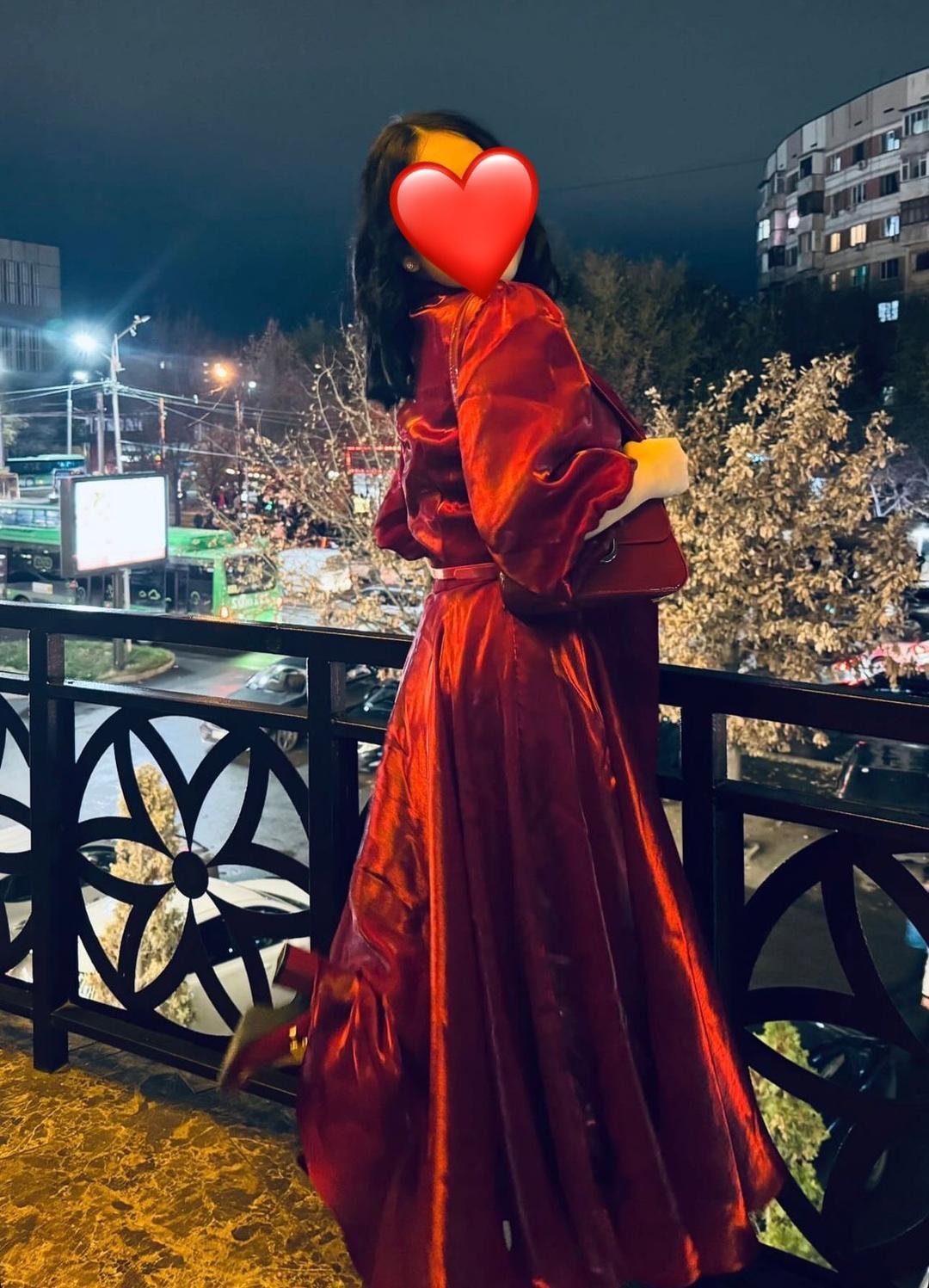 Нет бренда Бордовое  платье с пышными рукавами — фото 2