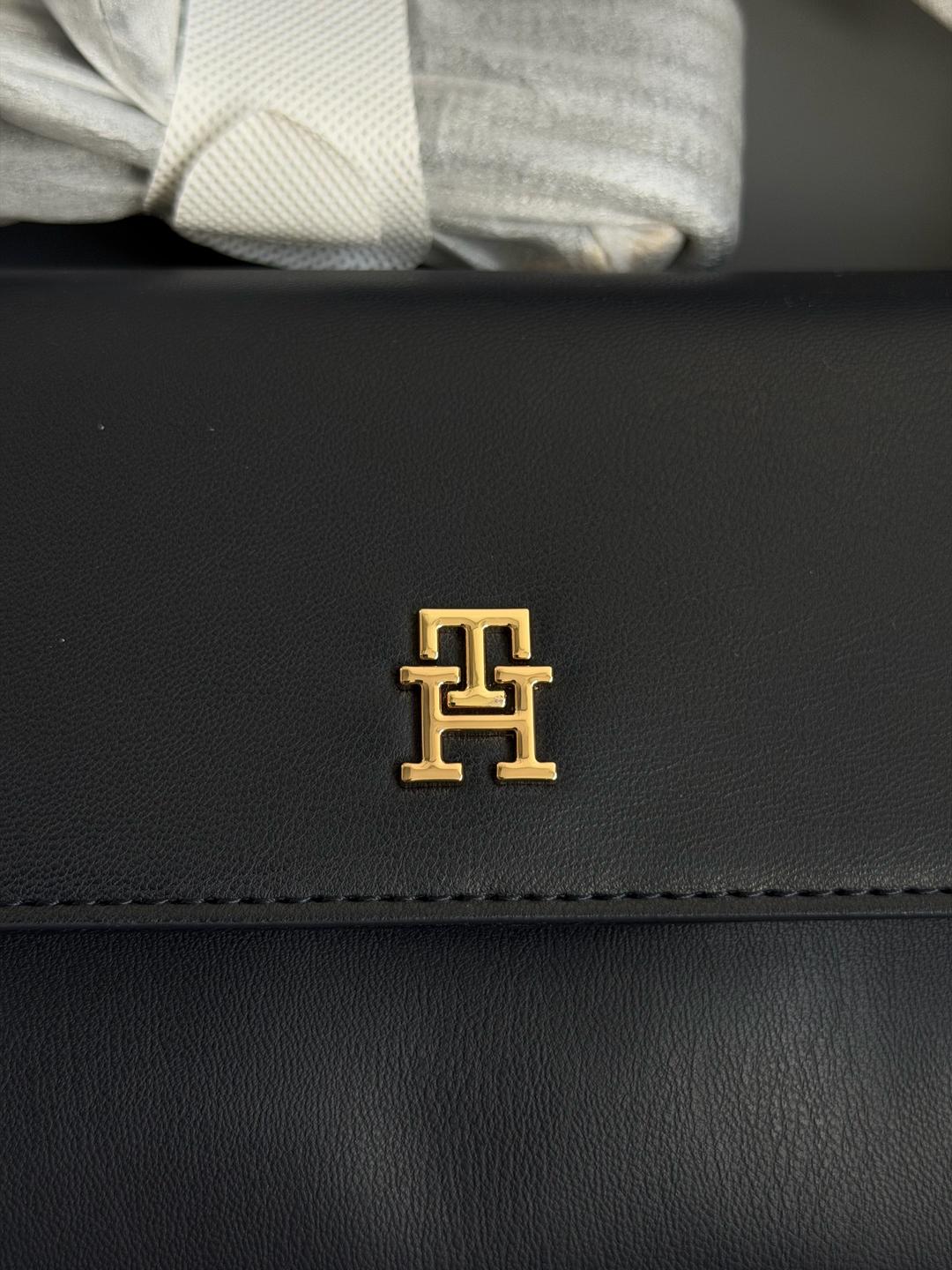 Tommy Hilfiger Кроссбоди сумка Tommy Hilfiger — фото 2