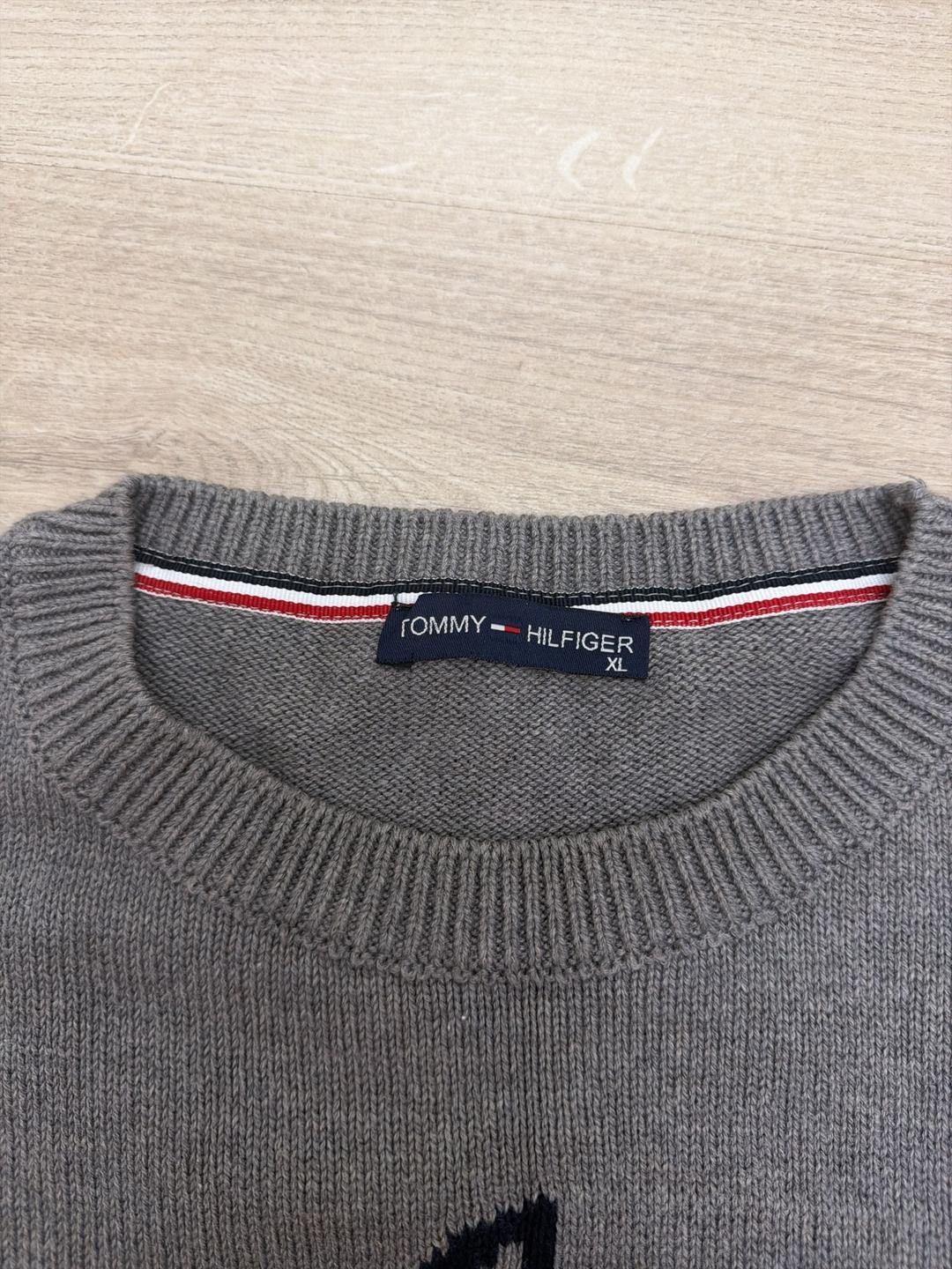Tommy Hilfiger Свитер Tommy Hilfiger с надписью женский — фото 2