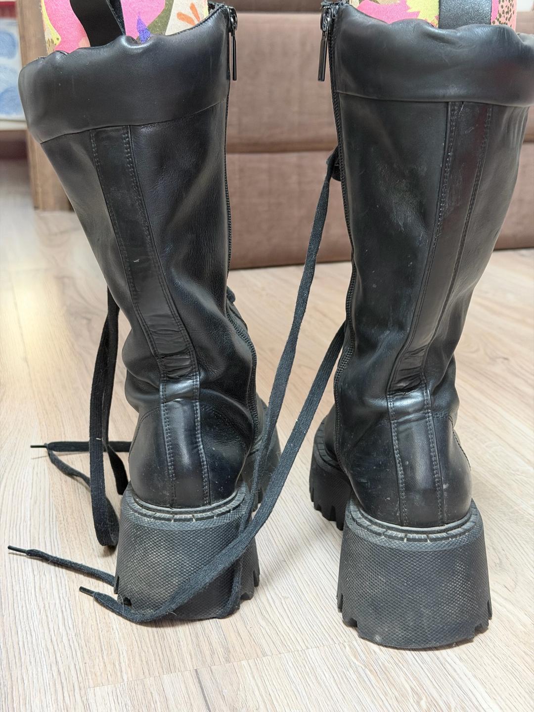 Zara Женские высокие ботинки на шнуровке и платформе Zara — фото 2