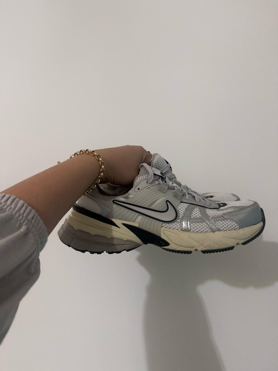 Nike Кроссовки Nike V2K RUN — фото 2