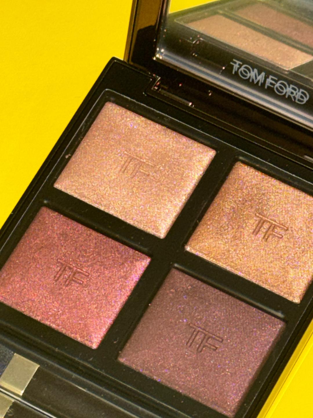 Tom Ford Палетка теней Tom Ford Eye Color Quad - оттенок 04 Honeymoon (Новая с пленочкой) — фото 2