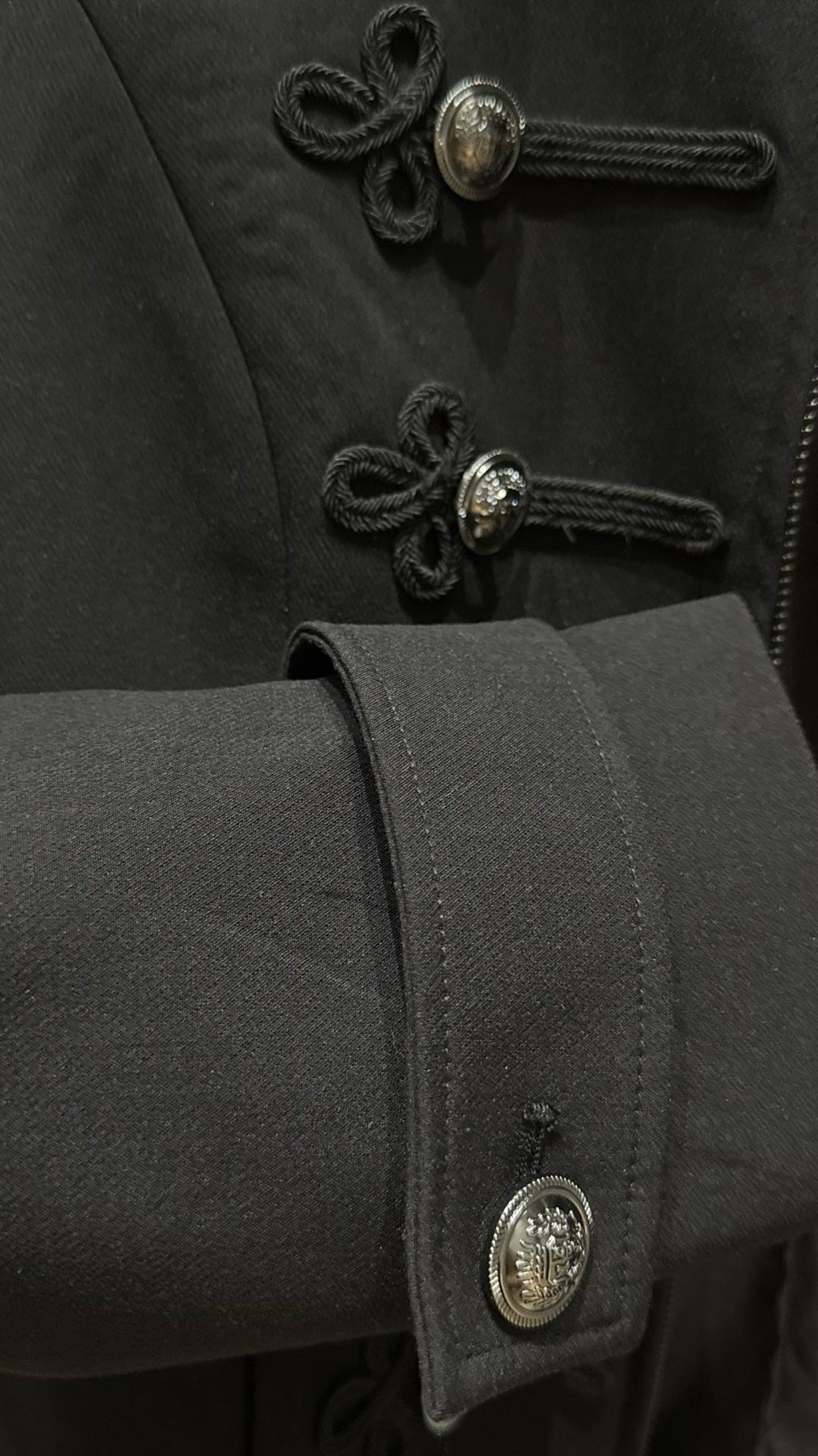 Stradivarius Черный жакет-гусар Stradivarius с серебряными пуговицами и шнуровкой (M) — фото 2