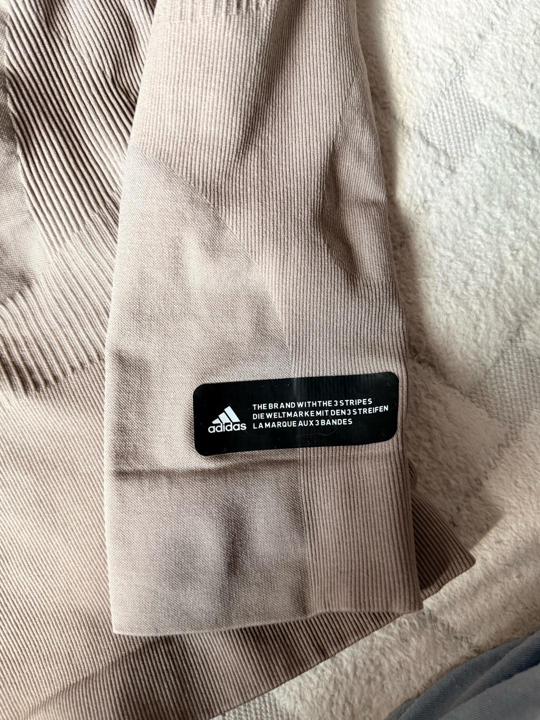 Adidas Лонг для спорта — фото 2
