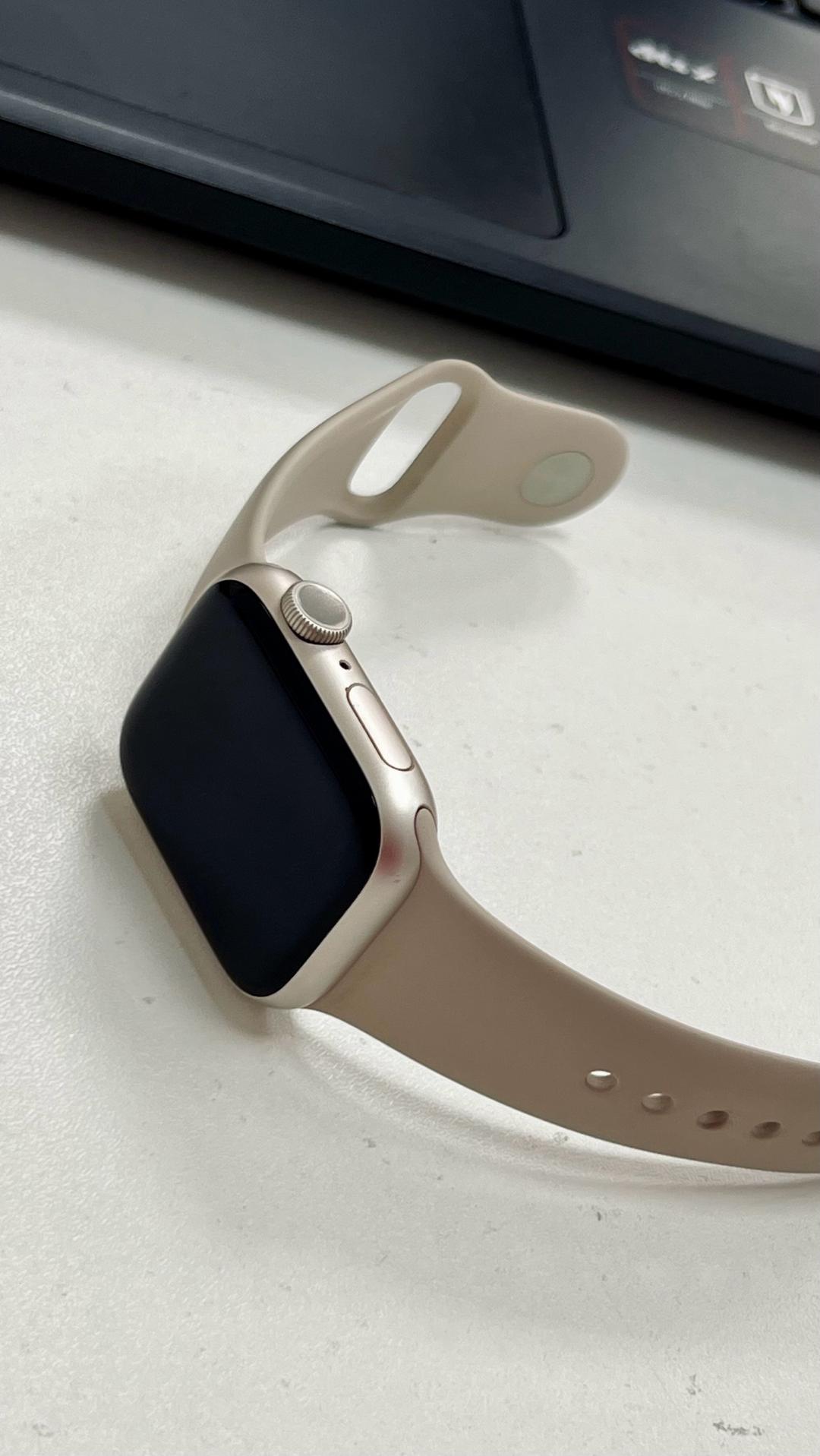 Apple Apple watch Series 9 (41mm, Starlight, GPS) — фото 2