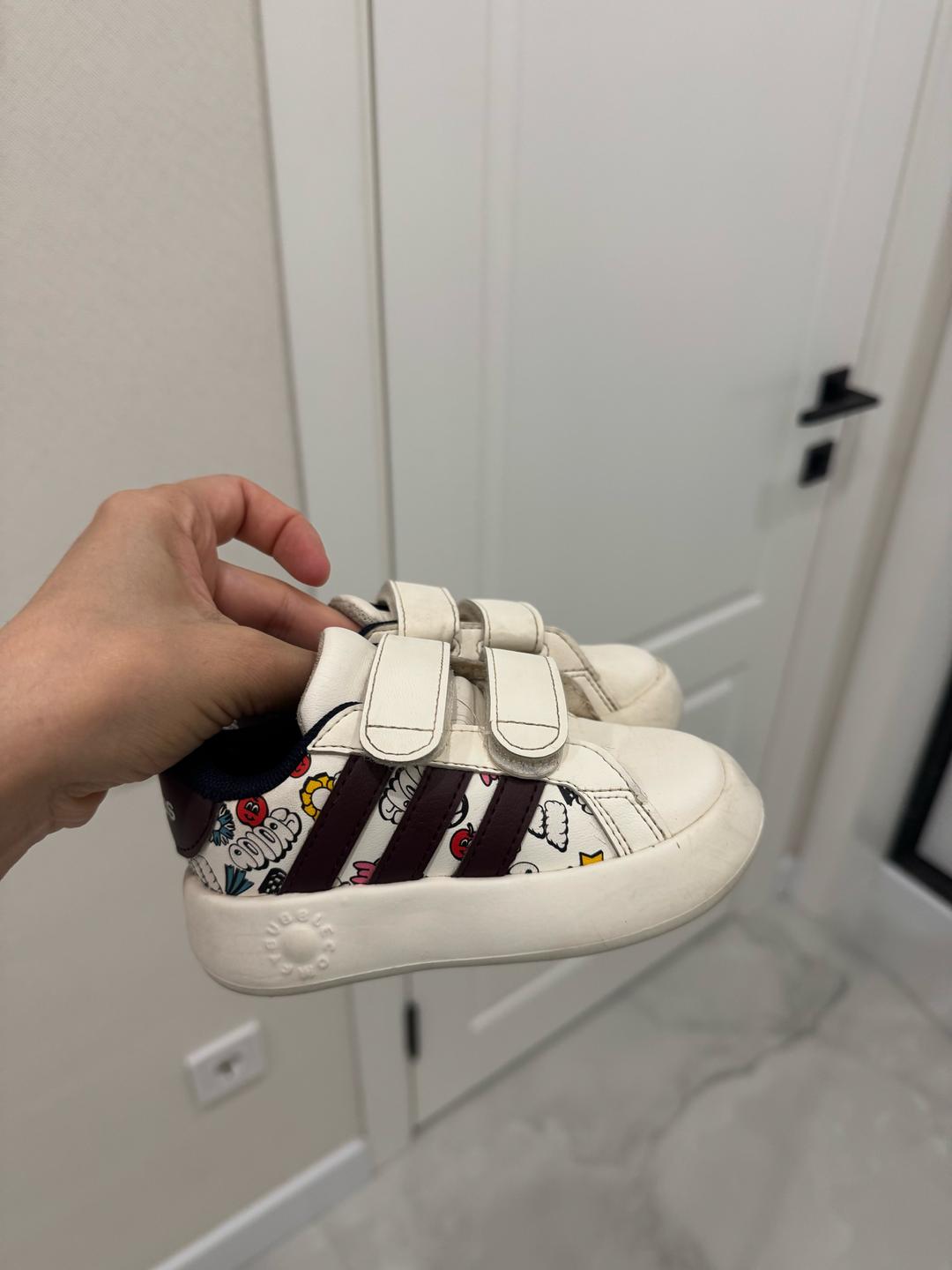 Adidas Детские кроссовки adidas — фото 2