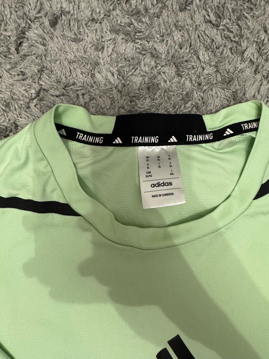 Adidas Футболка — фото 2