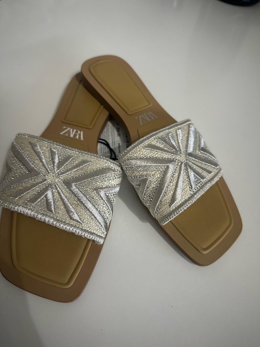 Zara Тканевые босоножки/шлепанцы со стразами — фото 2