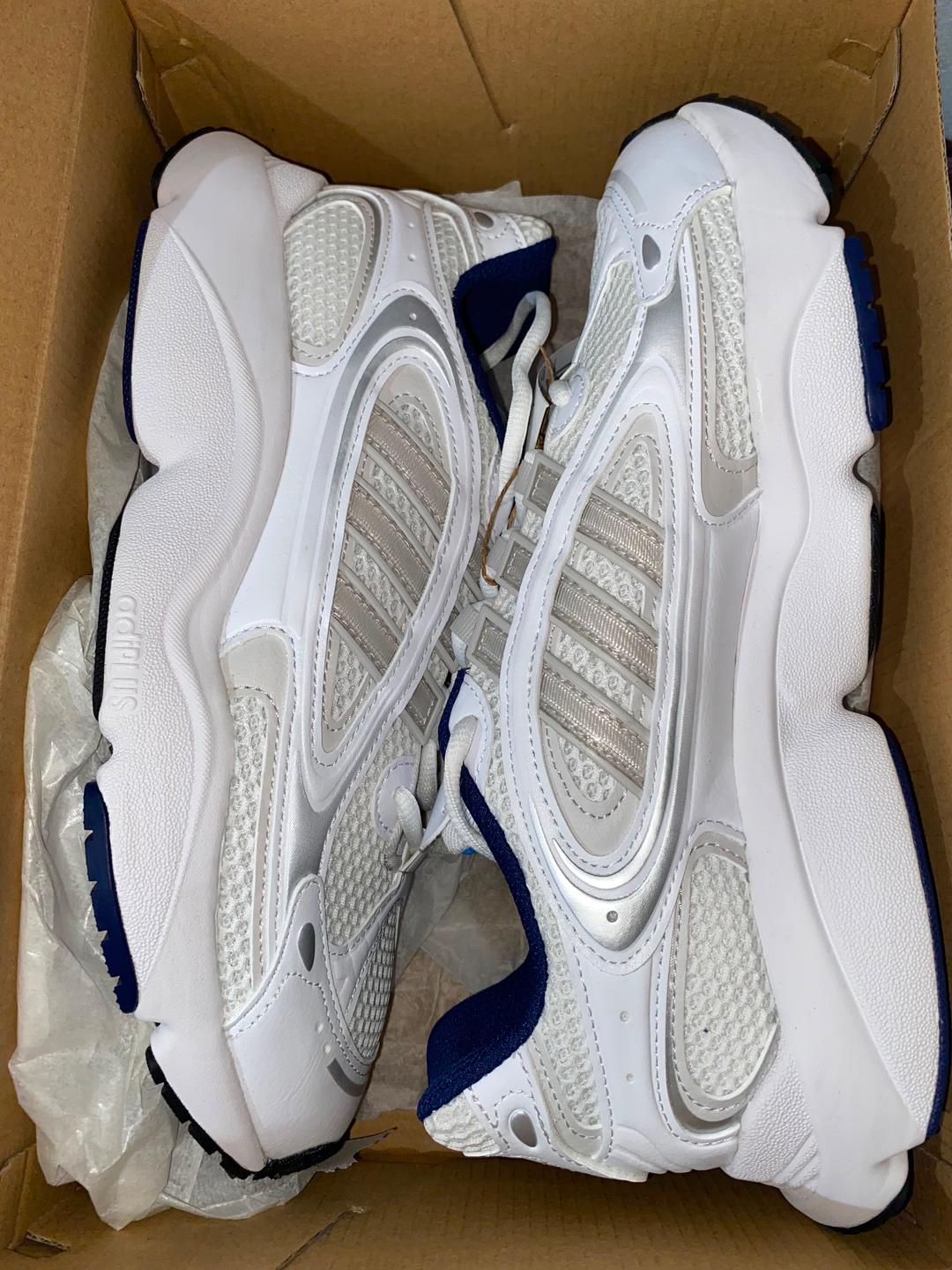 Adidas Кроссовки Adidas Ozmillen — фото 2