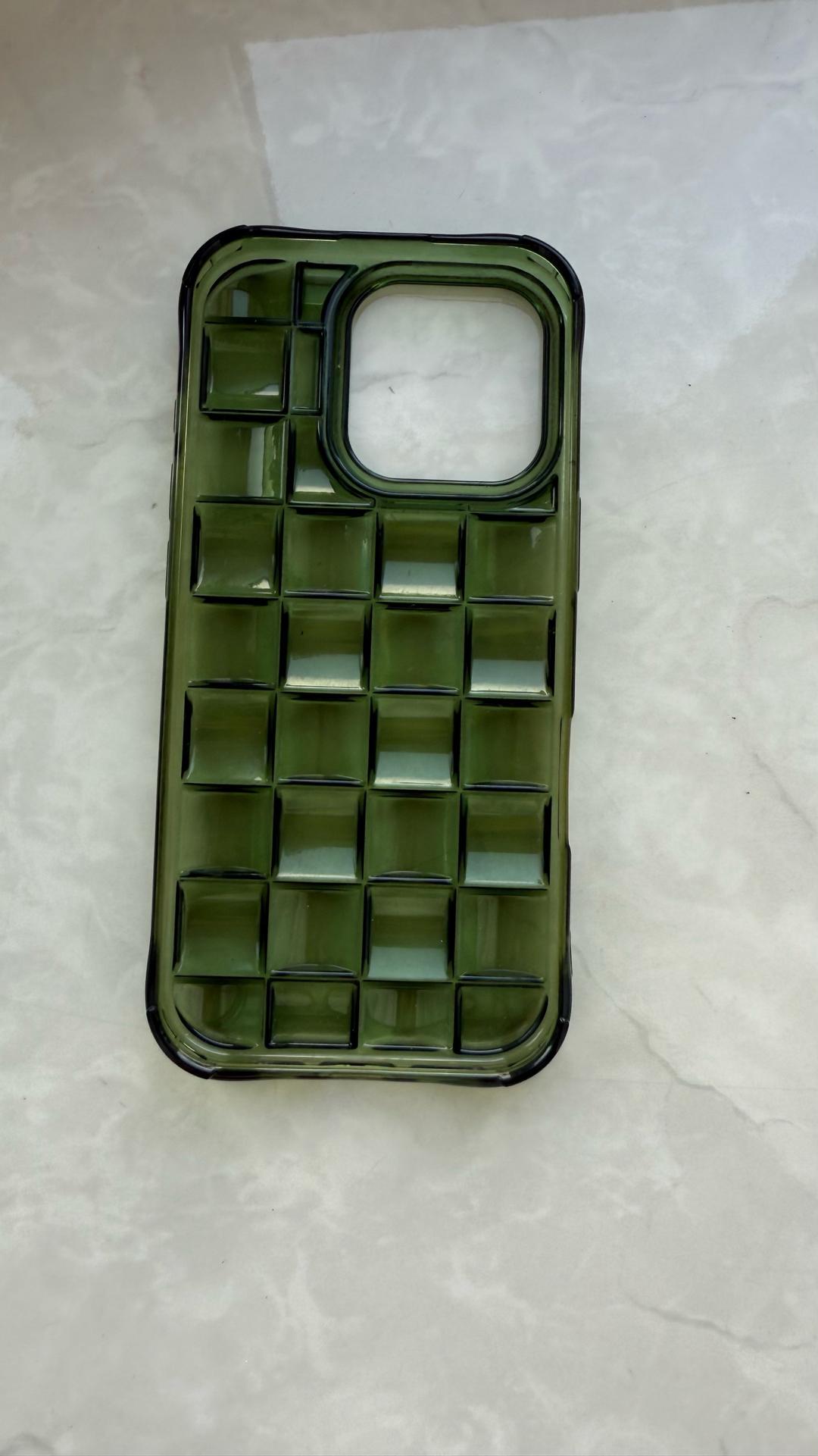 Чехол на iPhone 16 pro — фото 2