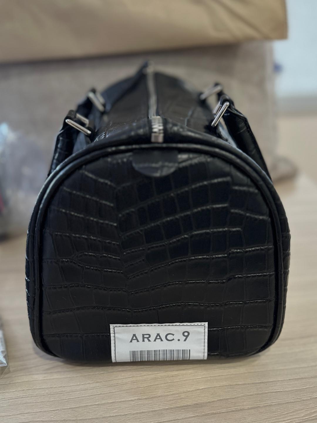 arac.9 Сумка бочонок новая — фото 2