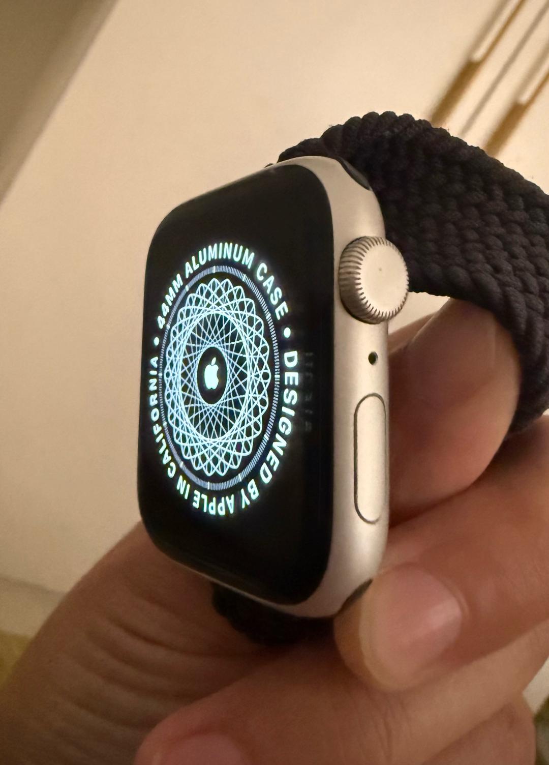 Apple Продам часы apple watch — фото 2