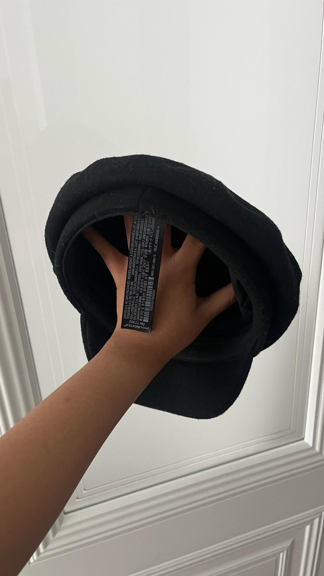 Zara Черный козырек Zara — фото 2