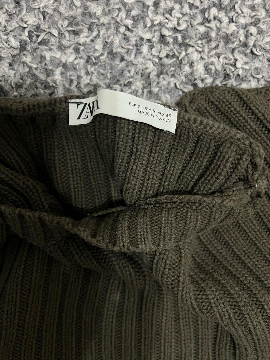 Zara Укороченный джемпер ZARA в рубчик с эффектом состаренности — фото 2