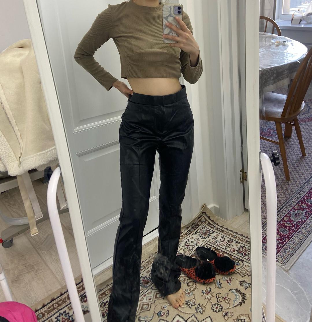 Zara кожанные брюки — фото 2