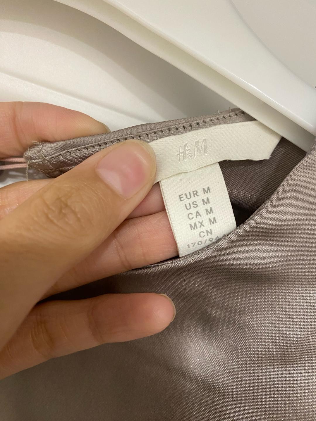 H&M Атласная блузка H&M — фото 2