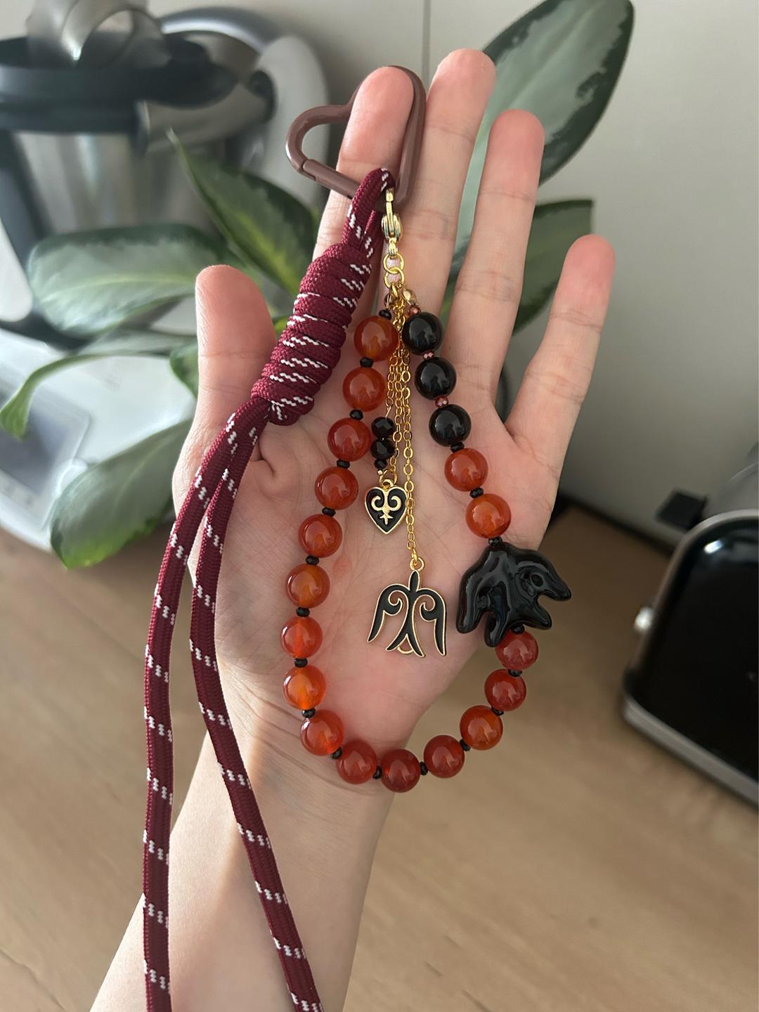 Handmade (ручная работа) Брелок-украшение с бусинами и подвесками — фото 2