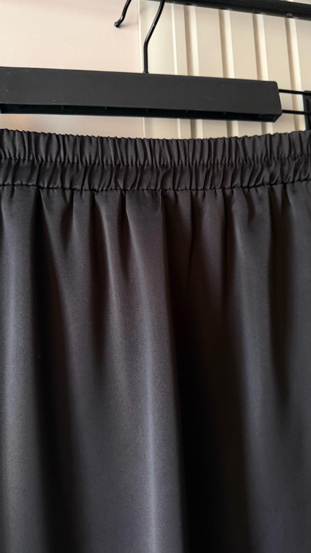 Нет бренда Черная юбка с эластичным поясом — фото 2