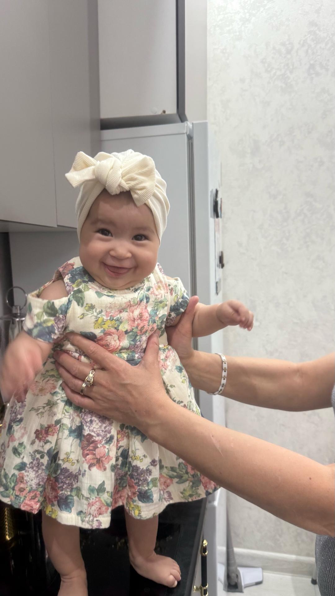 Детское платье с цветочным принтом — фото 2