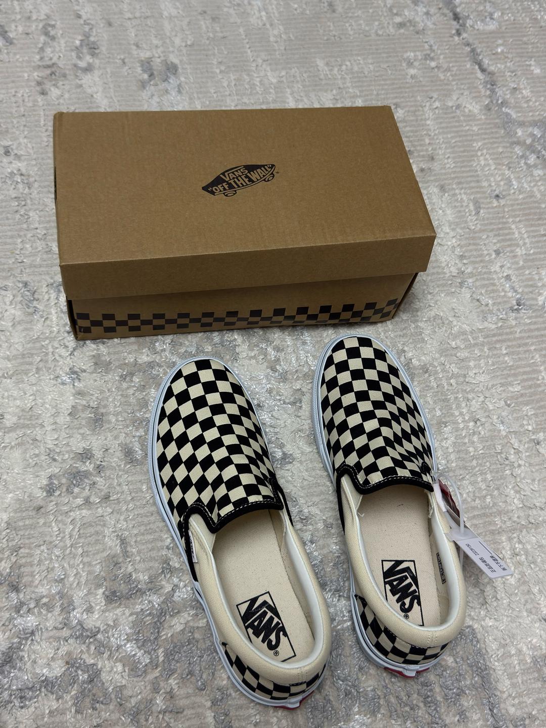 Vans Слипоны Vans в черно-бежевую клетку — фото 2