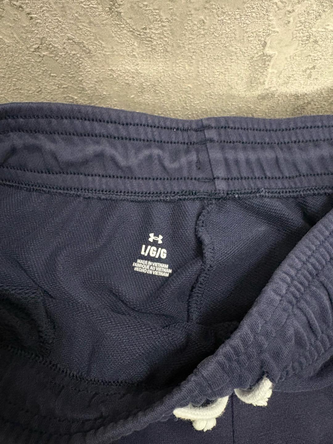 Under Armour Спортивные брюки Under Armour — фото 2