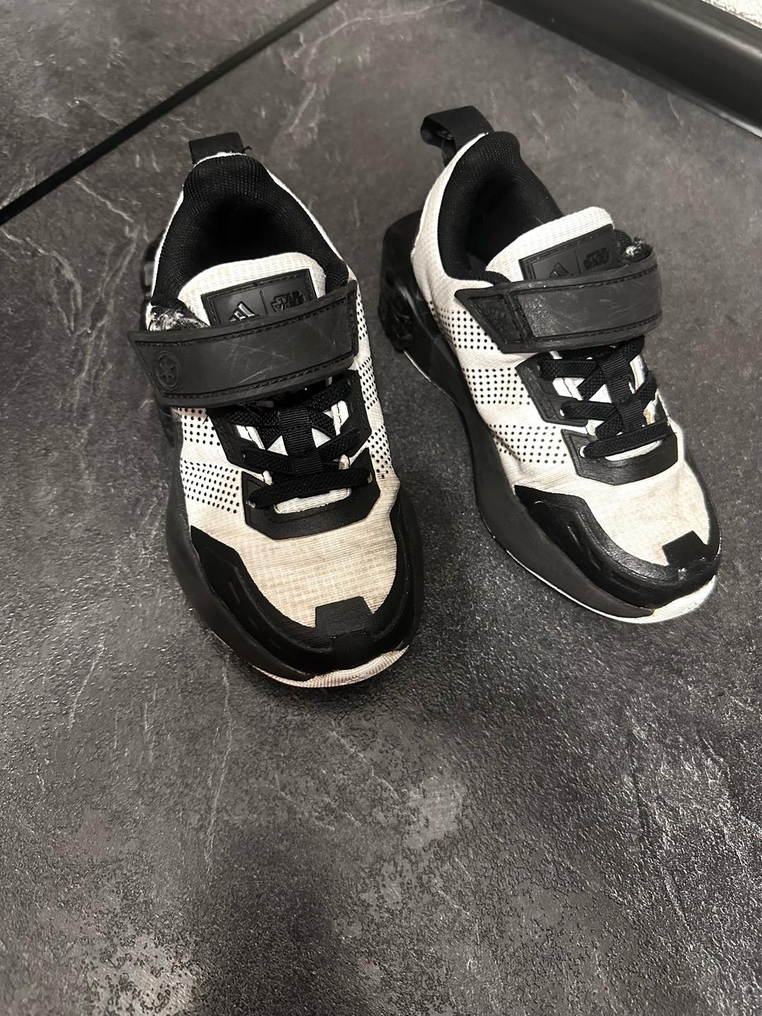 Adidas Детские кроссовки Adidas x Star Wars (Звездные войны) 28 — фото 2