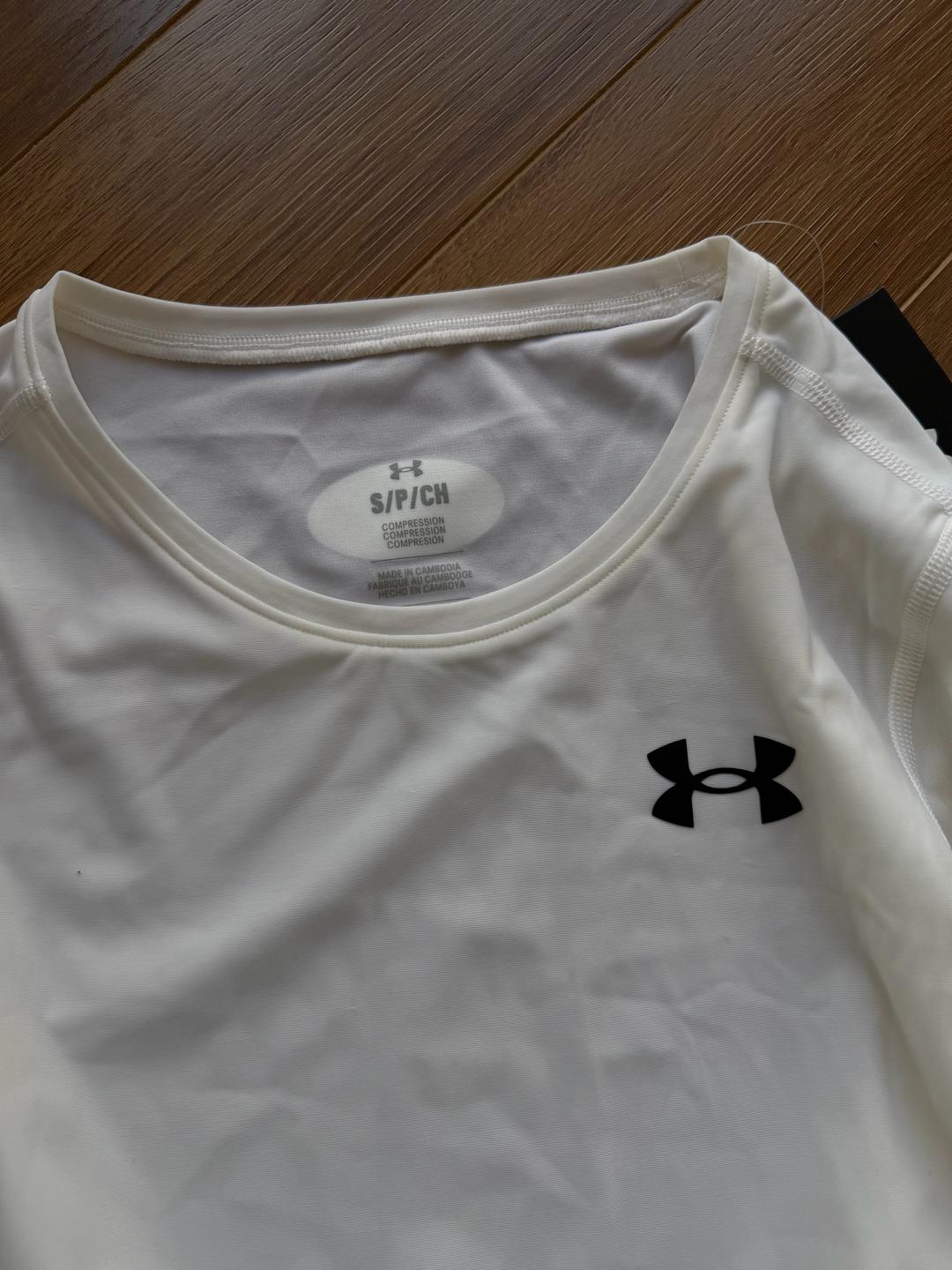 Under Armour Футболка Under Armour — фото 2