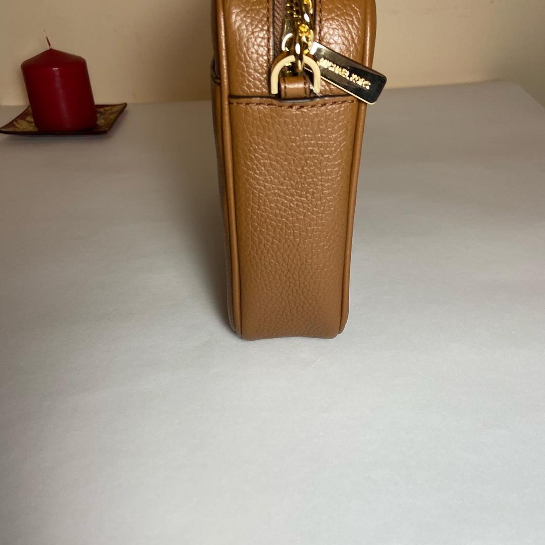 Michael Kors Сумка кроссбоди Michael Kors из шагреневой кожи — фото 2