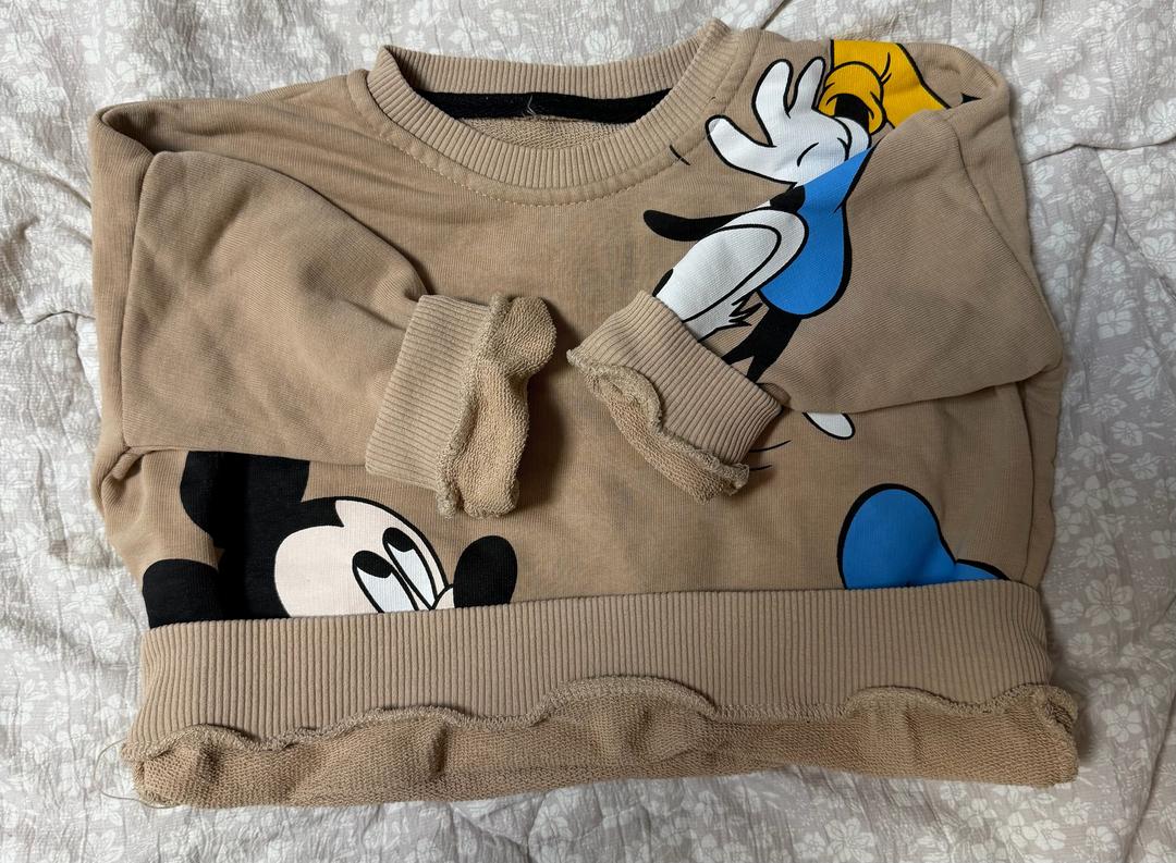 Disney Стильный свитшот с любимыми героями Disney 🤎 — фото 2
