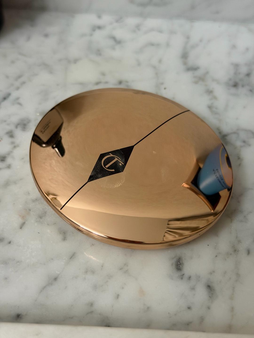 Charlotte Tilbury Компактная пудра Charlotte Tilbury Airbrush Finish 02 medium — фото 2
