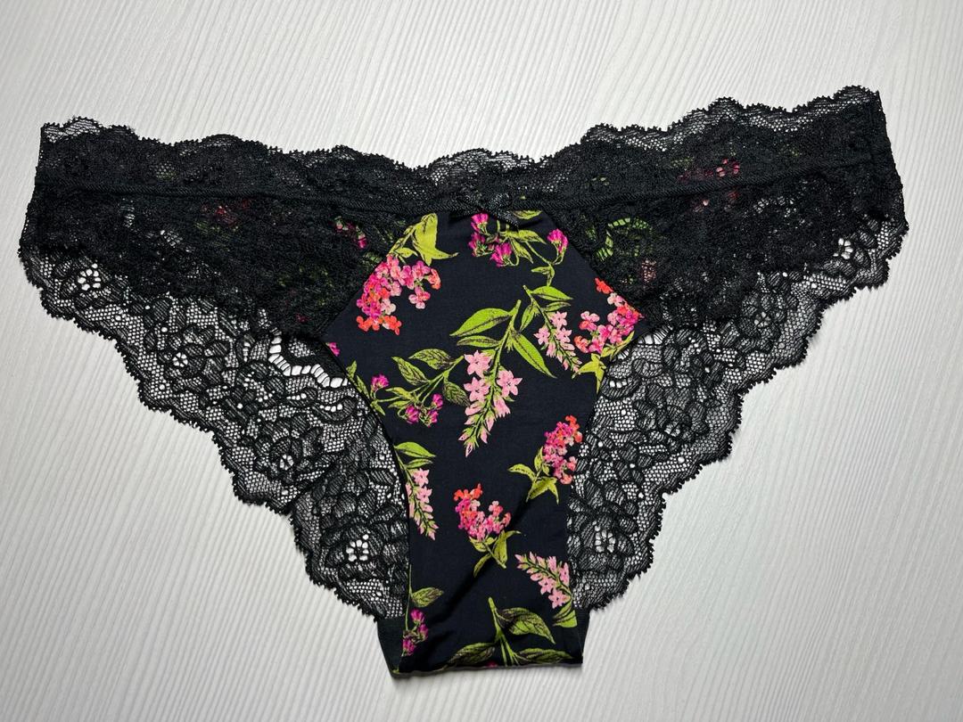 Victoria's Secret Роскошный сет трусиков Victoria’s Secret. — фото 2