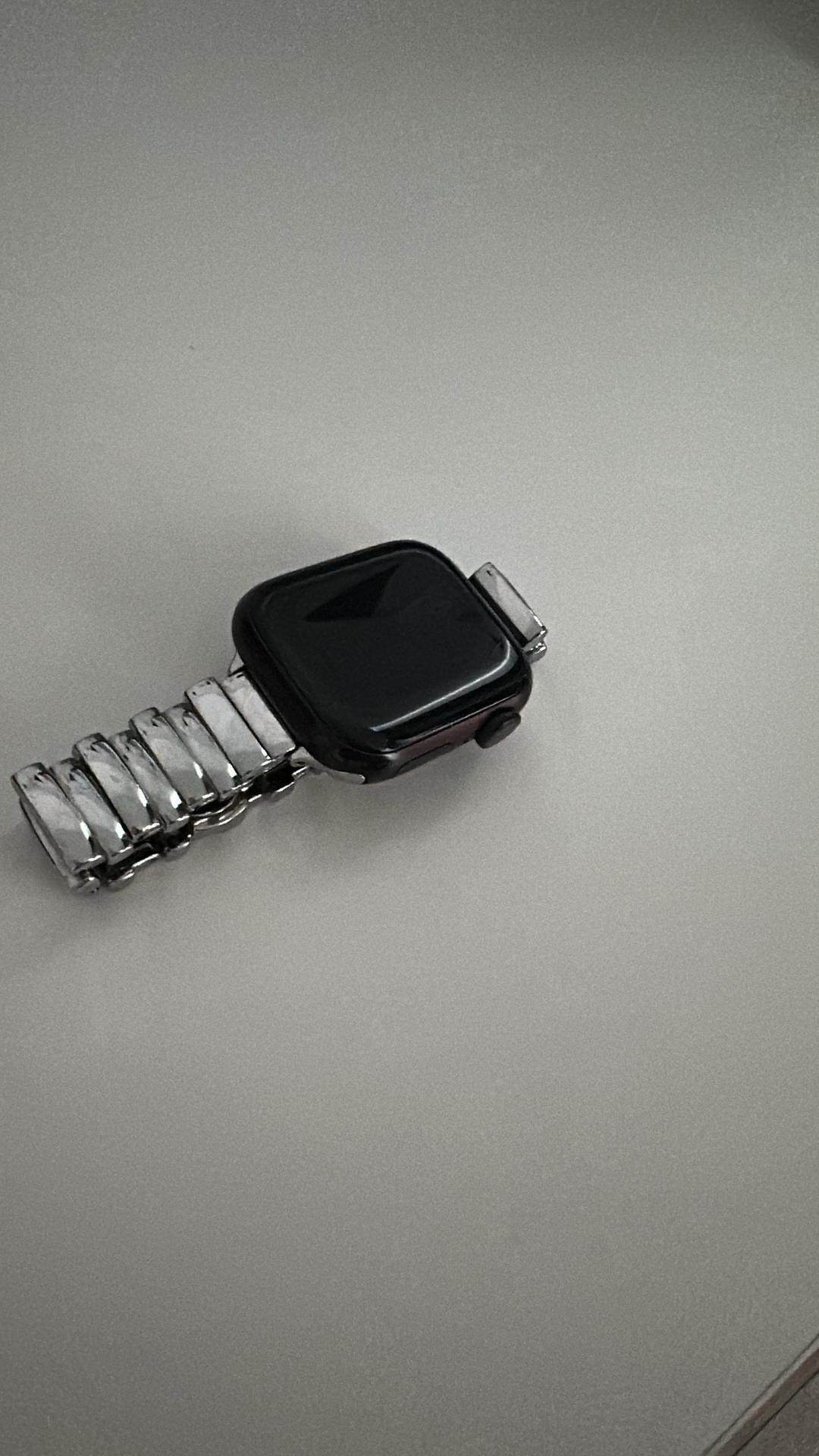 Apple Смарт-часы Apple Watch Series 8 41 мм — фото 2