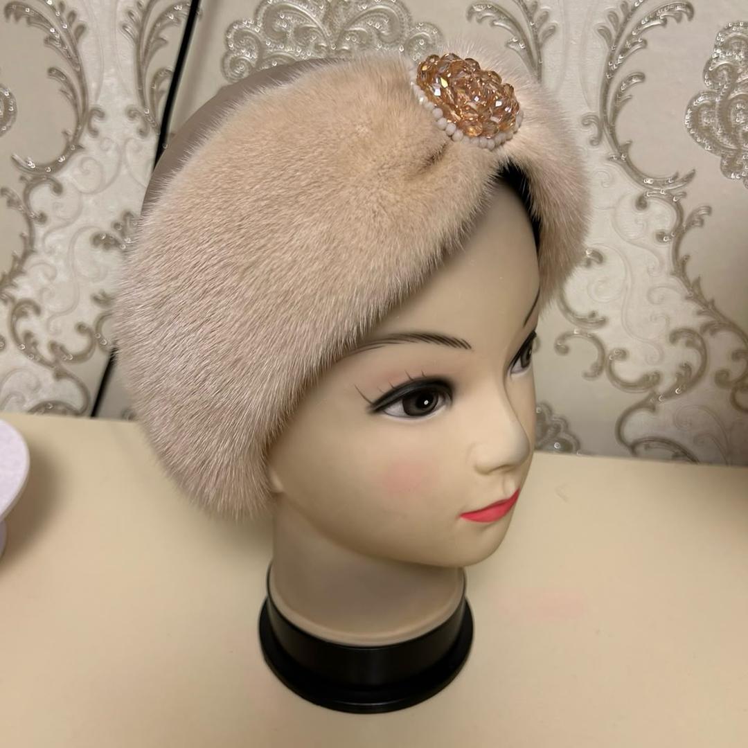Karimova Katya Повязка из натурального меха норки со стразами ручной работы — фото 2