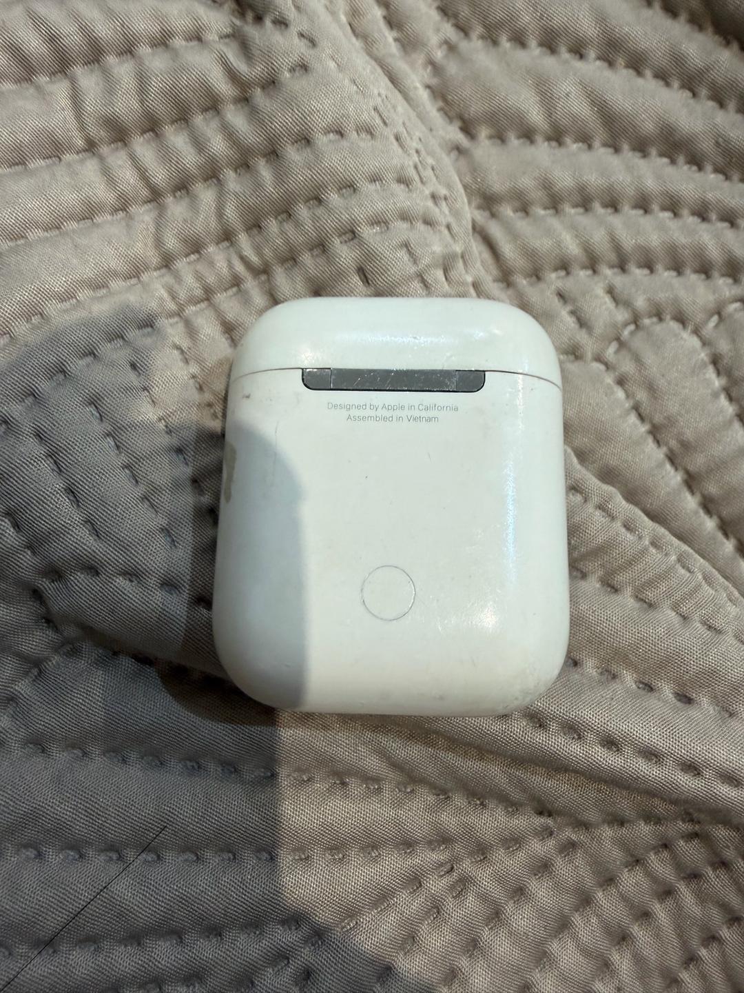 Apple Наушники AirPods 2 — фото 2