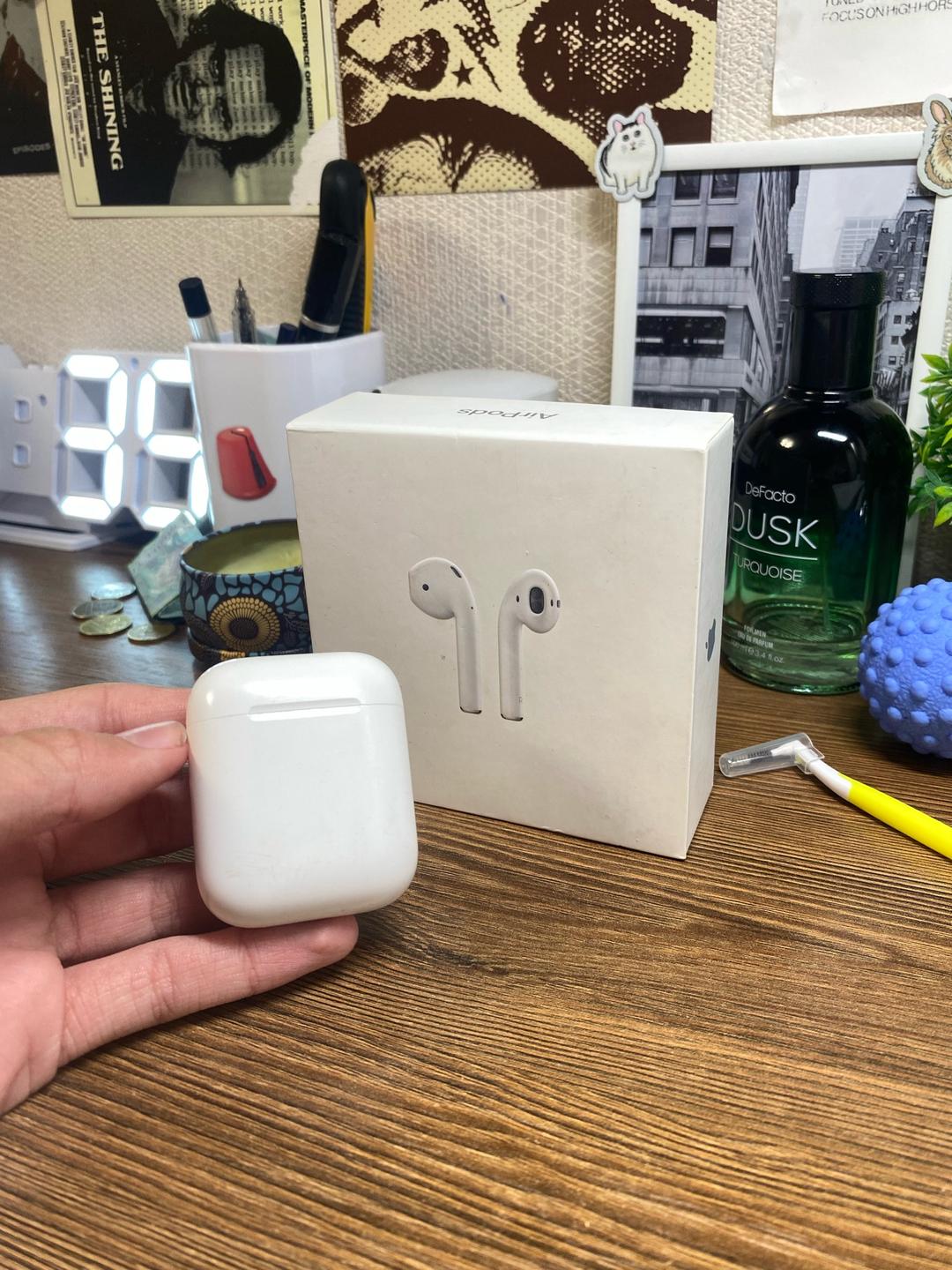 Apple Наушники Apple AirPods 2 — фото 2