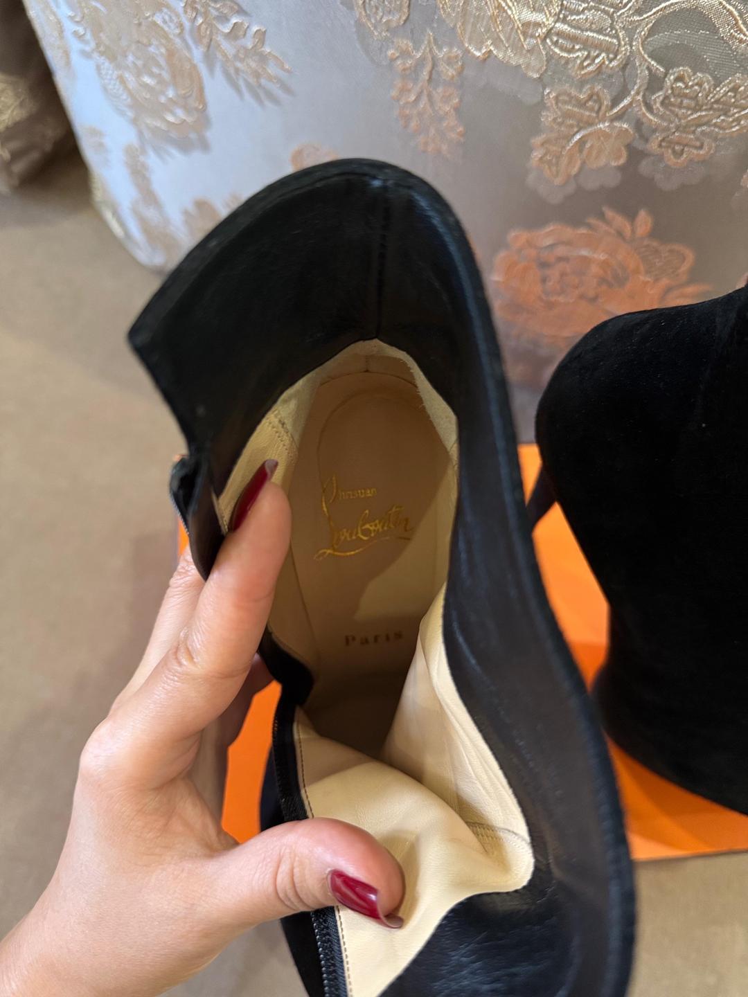 Christian Louboutin Christian Louboutin оригинал — фото 2