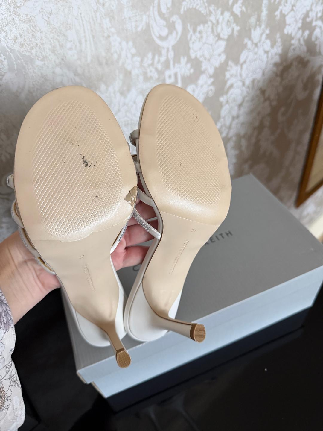 Charles & Keith Босоножки Charles & Keith — фото 2