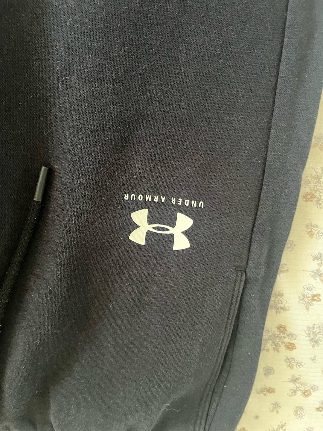 Under Armour Спортивные брюки Under Armour — фото 2