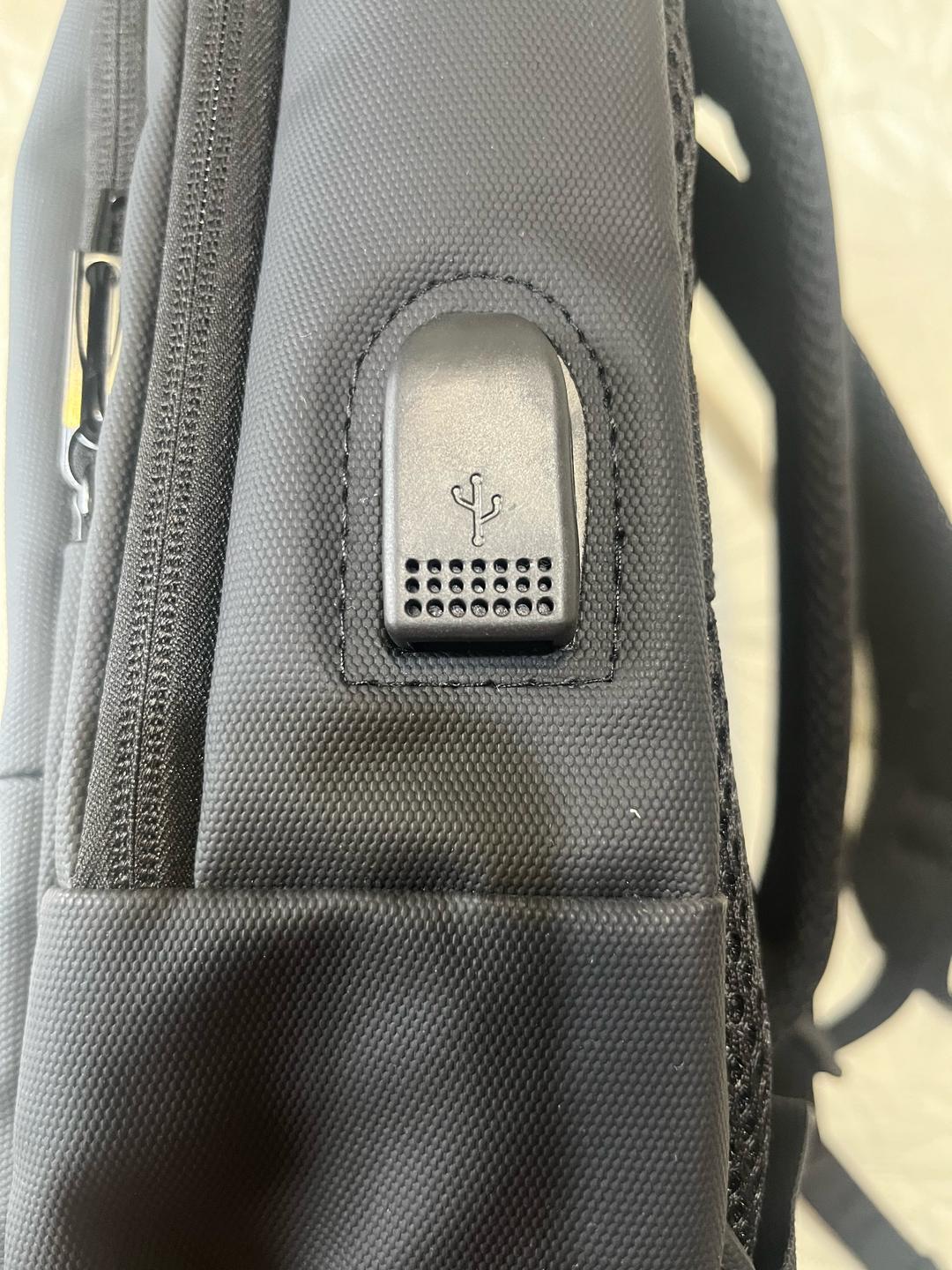 KAIYI Рюкзак с USB-портом — фото 2