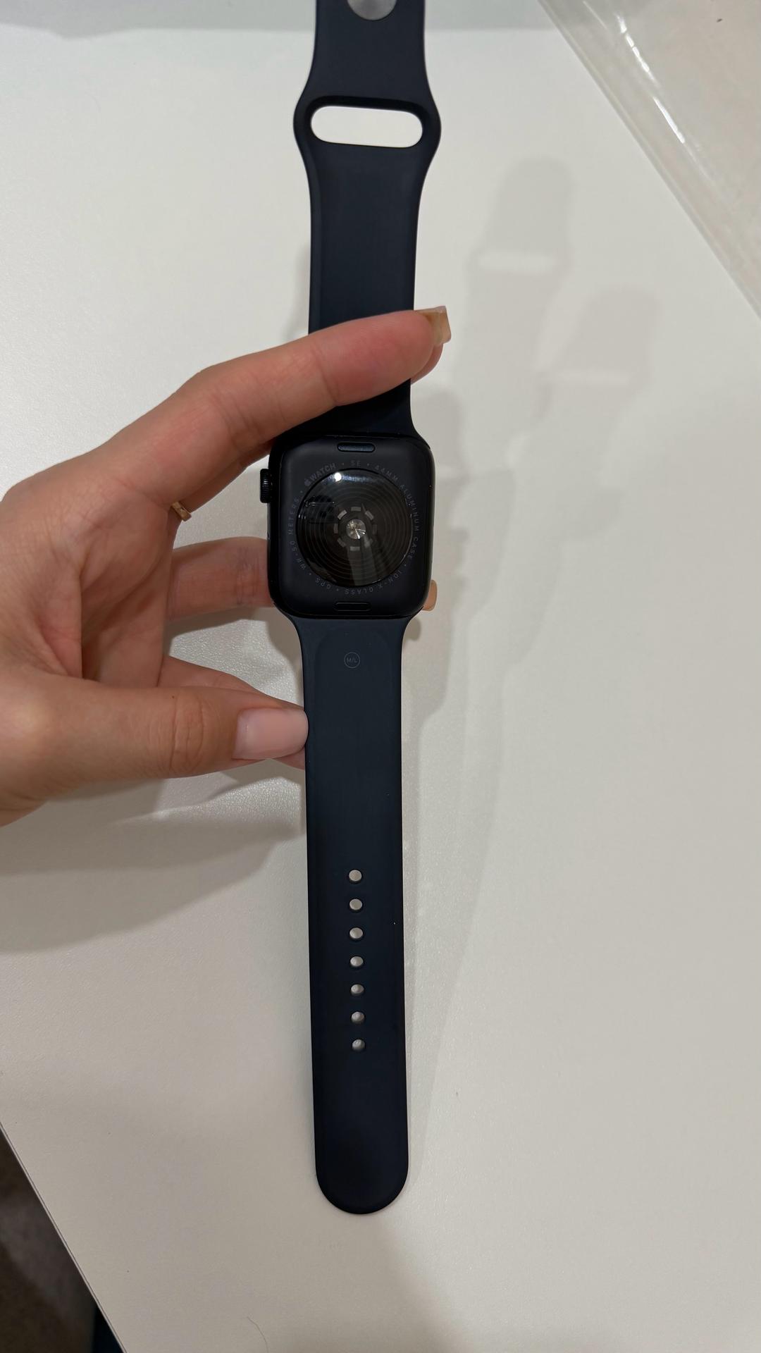 Apple Apple Watch  SE 2 — фото 2