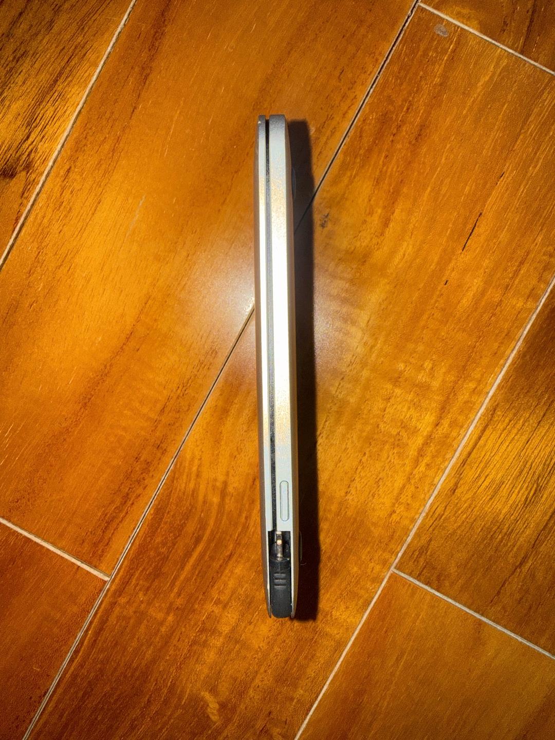 Bork Powerbank Bork с чехлом — фото 2
